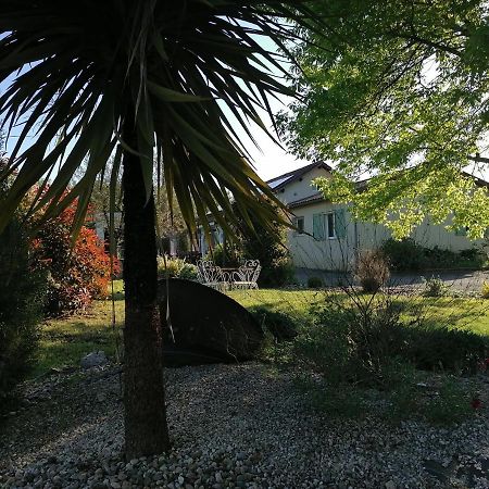 Gite "Le Pitous" Cahuzac Exterior foto
